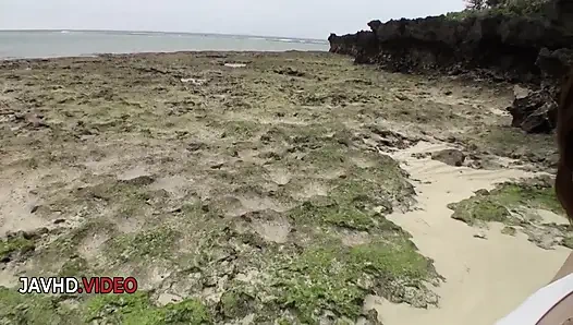 Mayuka Akimoto's Hot Beach Blow Job for Cumshots Outdoors