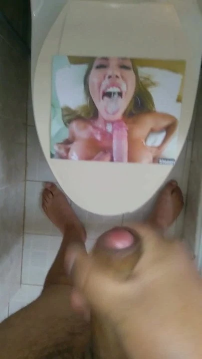 Kianna Dior cumshot tribute