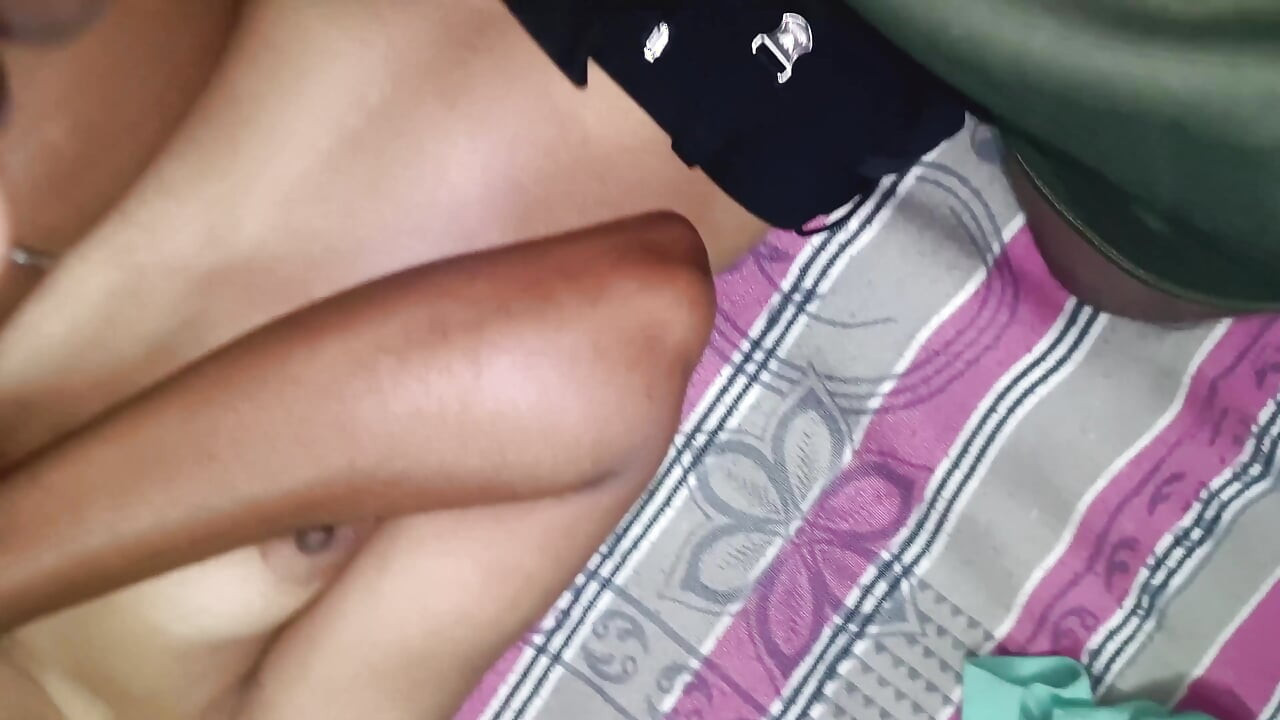 The Native Virgin Girl Was Convinced to Have Sex and Sucked a Lot of Cock