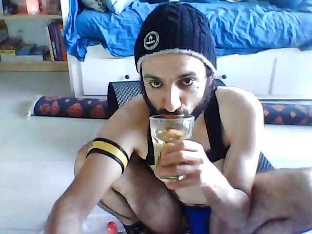 I drink my piss and jerk off my ass 1