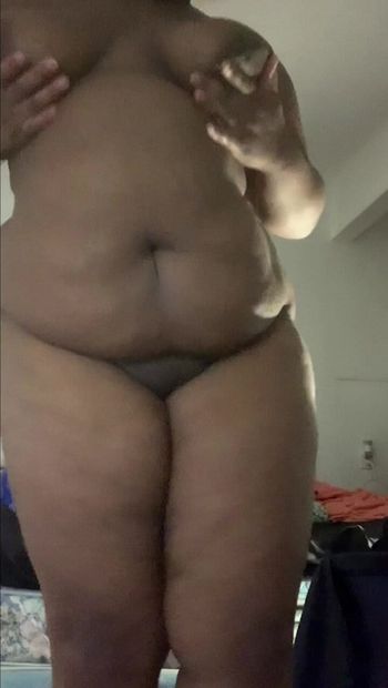 Who wants to creampie my asshole tonight in my bed?