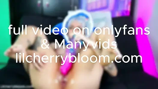 Köpek balığı sıçratan gawr gura fountain fışkırtıyor