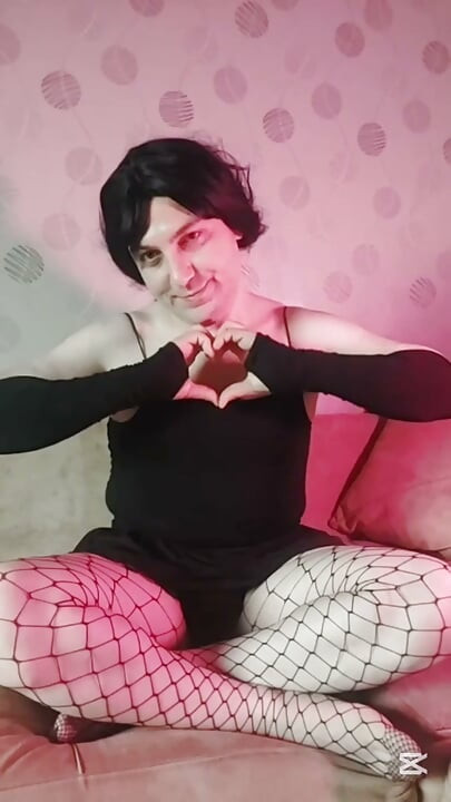 Big Fishnets With Big Butt Crossdresser