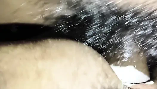 Сегодня я трахнул киску своей мачехи и трахнул ее в задницу.