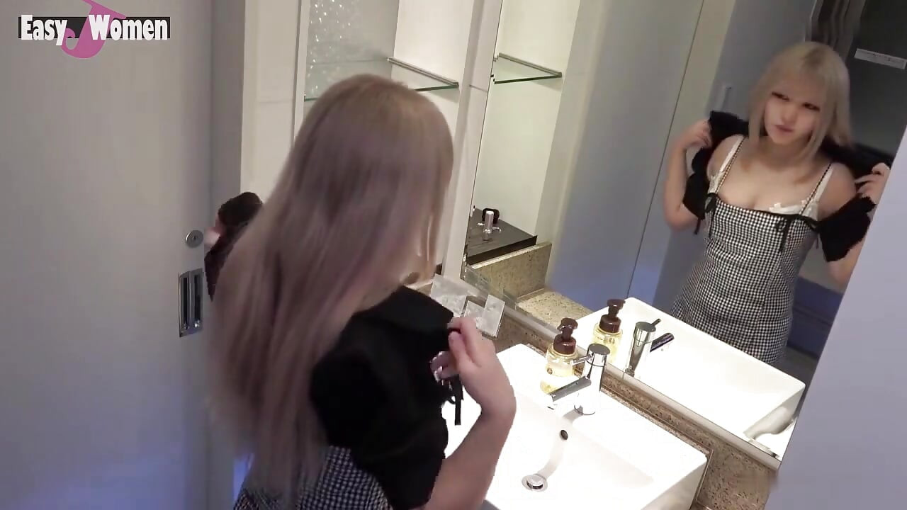 Asian Angel 27012