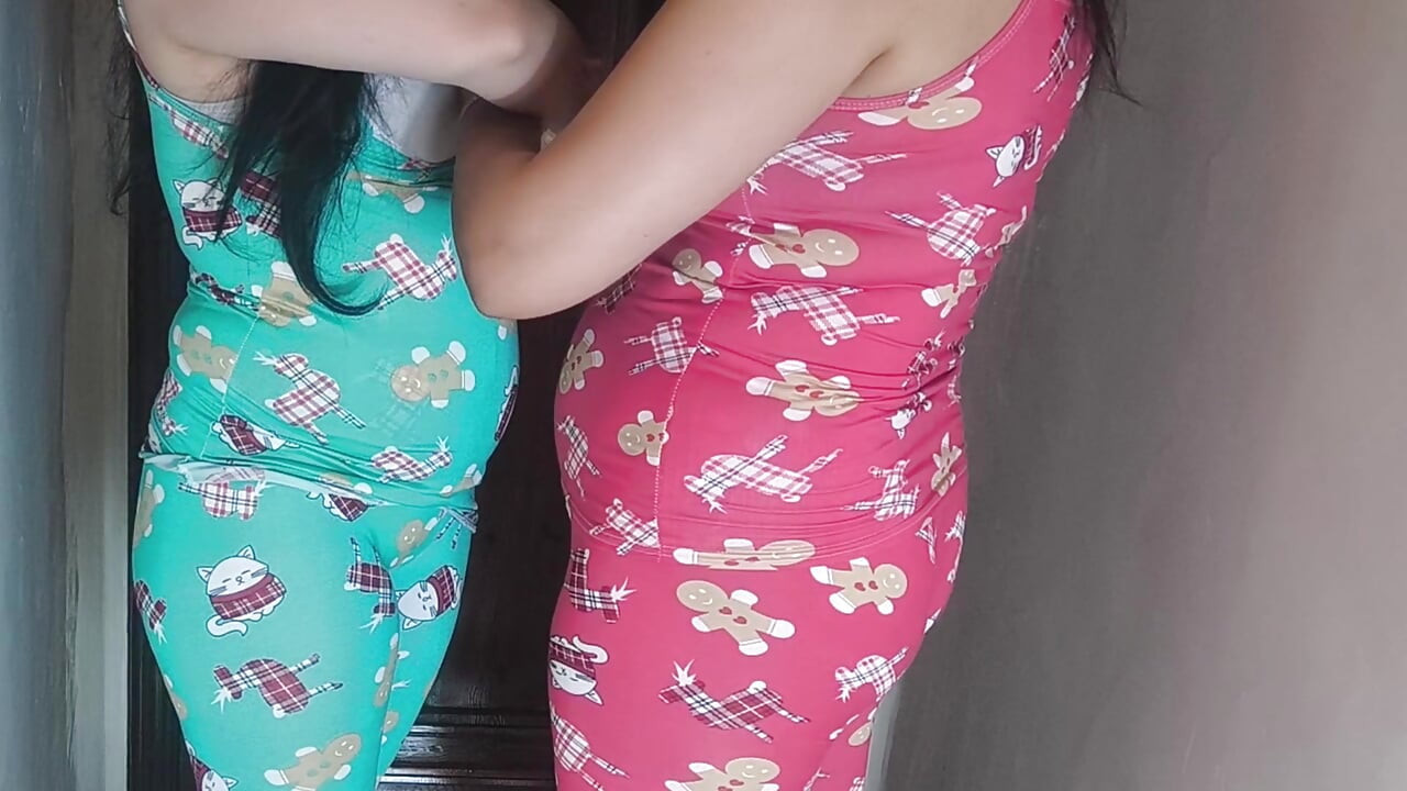 Lesbian Arab Saudien Hot Sex