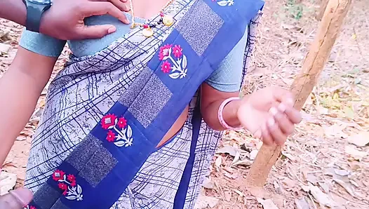 Indian Outdoor Sex. Desi Bhabi Secret Fucking Hubby in Forest. Telugu Dirty Talks.