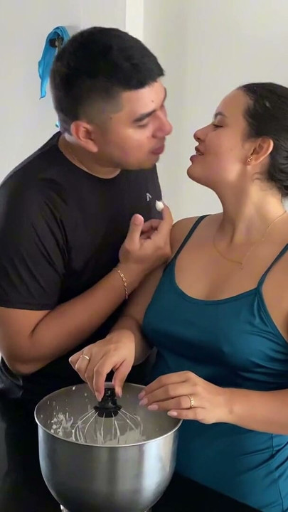 Big natural ass girlfriend accidentally got creampie | Clip 1