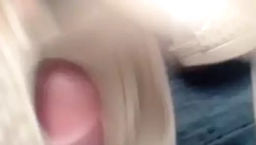 Hermosos tacones beige shoejob cumshot