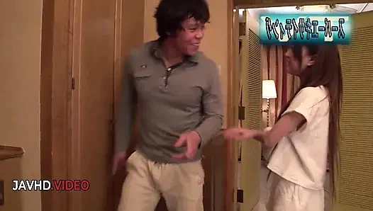 Maki horiguchi si cewek jepang yang jago nyepong kontol lagi pamer keahliannya