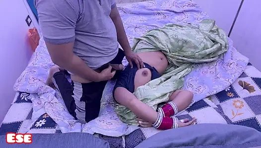 Chachi Ka Kaamsen Badan Dekh Kar Unko Piche Se Pakad Ke Chod Diya