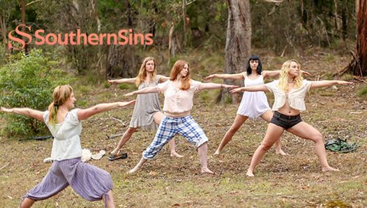 Cours de yoga en plein air avec des lesbiennes australiennes