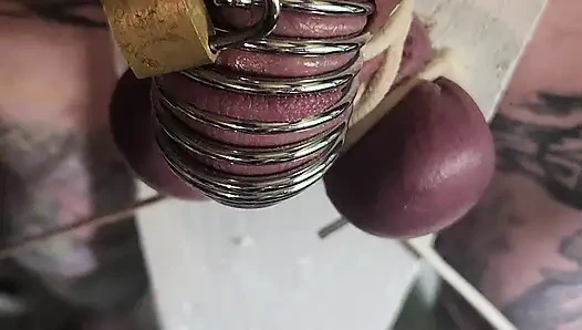 Goode Mädchen, Unhã1/4ckliches Crucifix-ballbusting Teil 3