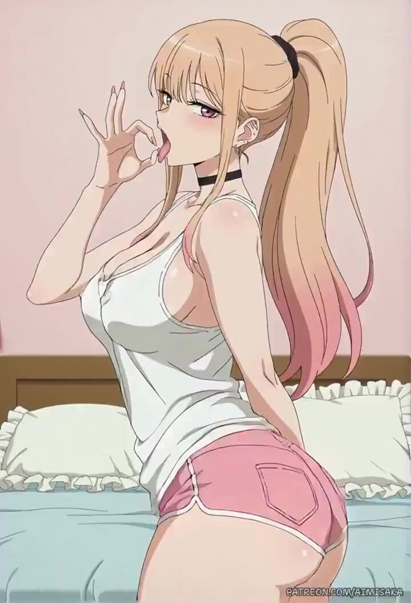 ANIME WITH A HOT GIRL SHAKING HER JUICY ASS