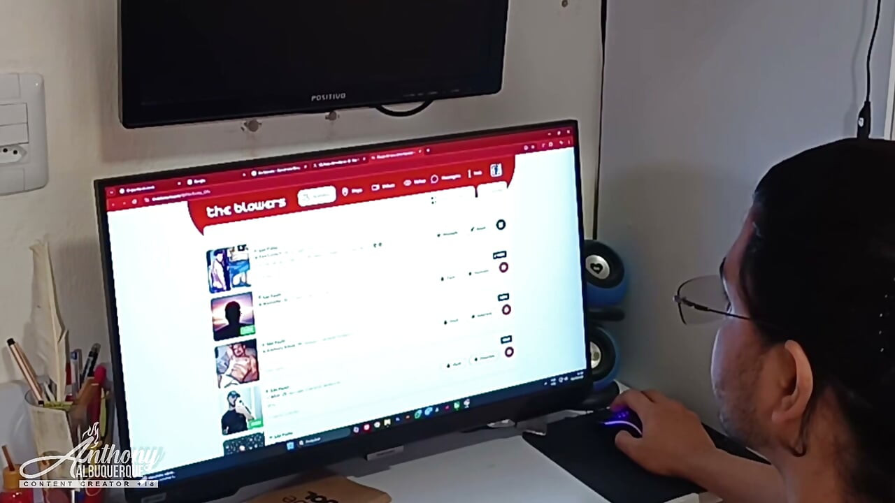 Zavolal mi a dostal se na moje velké