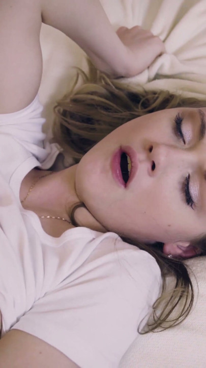 TEENFIDELITY White Trash Teen Hannah Hays Is A Cum Dumpster | Clip 1