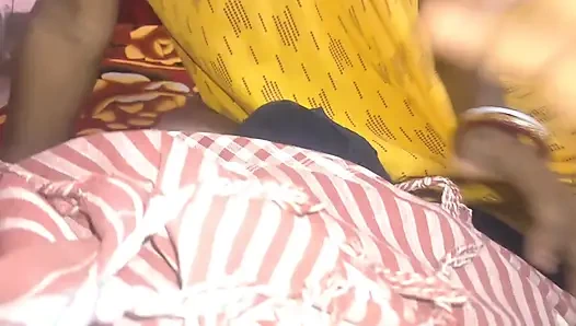 Priya Bhabhi was alone boobs fucking