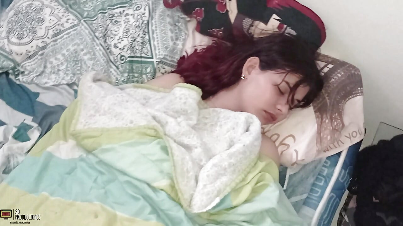 Дорослий час - мамка Мафелаго випадково трахнула свого зведеного брата без окулярів!- порно іспанською