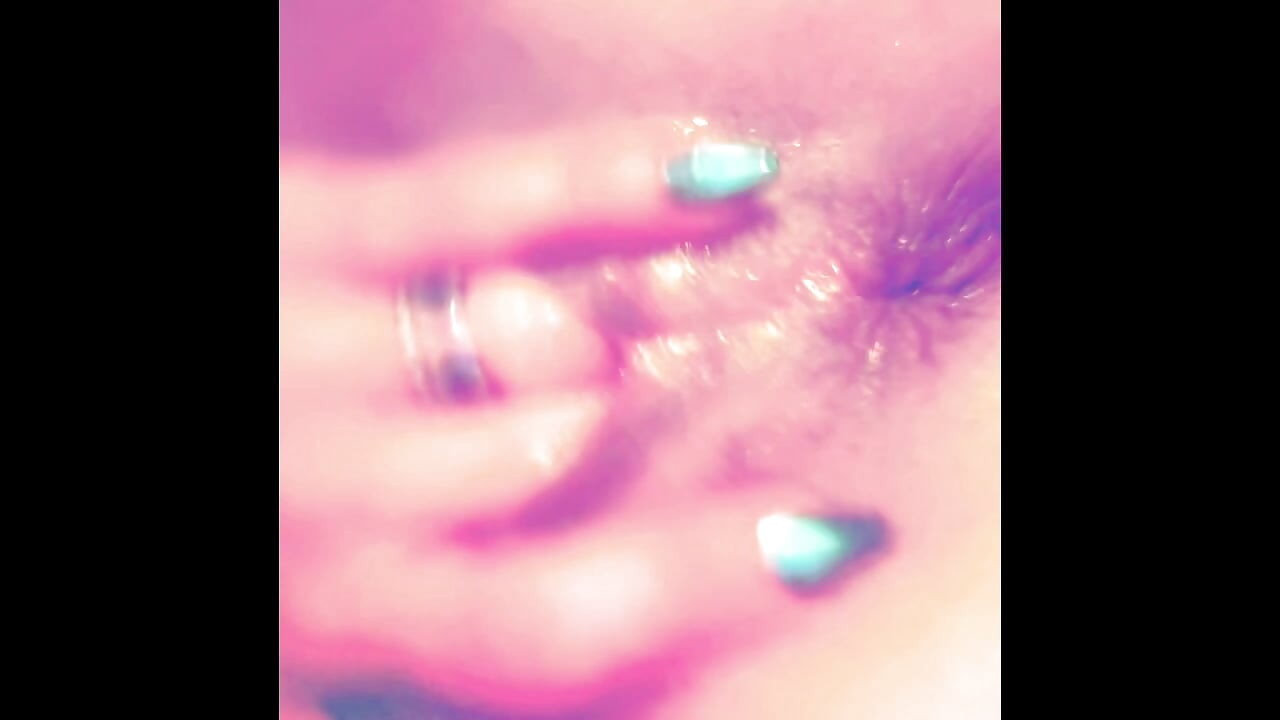 Shelby กักตัวเองไว้ไม่ได้คืนนี้