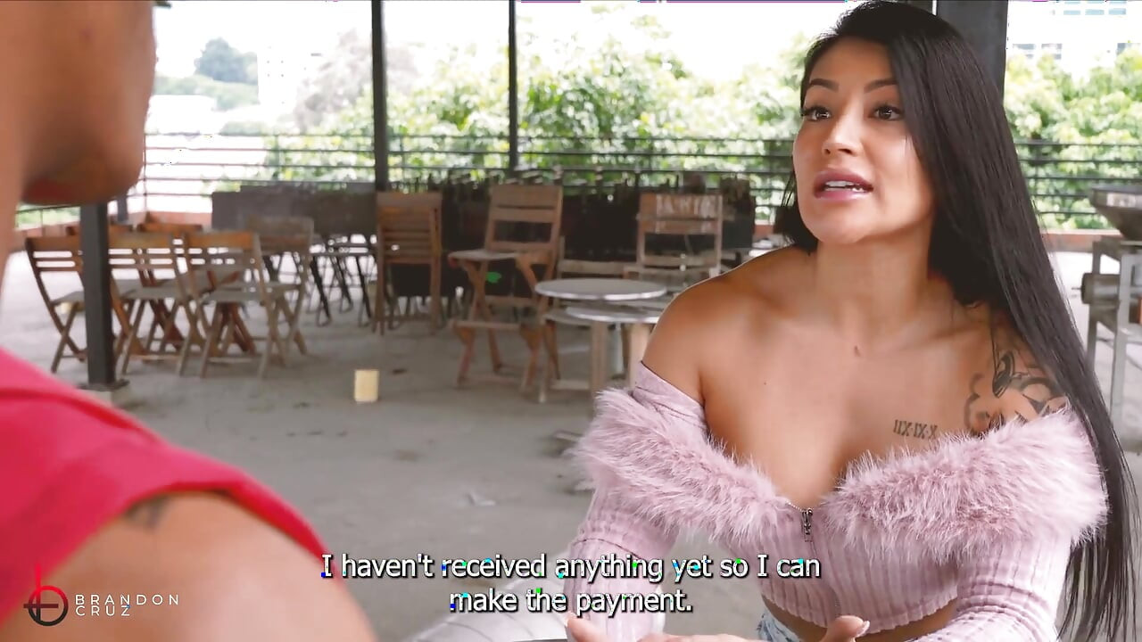 테라스에서 거유 상사에게 큰 페니스를 삽입하는 흑인 대물 자지 건설 노동자 - 브랜든 크루즈 & 마리아나 마르틱스