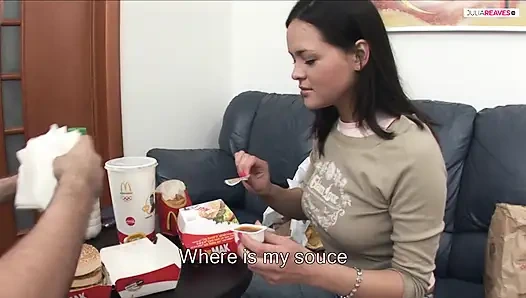 Teen braucht oft sex und bekommt ihn auch