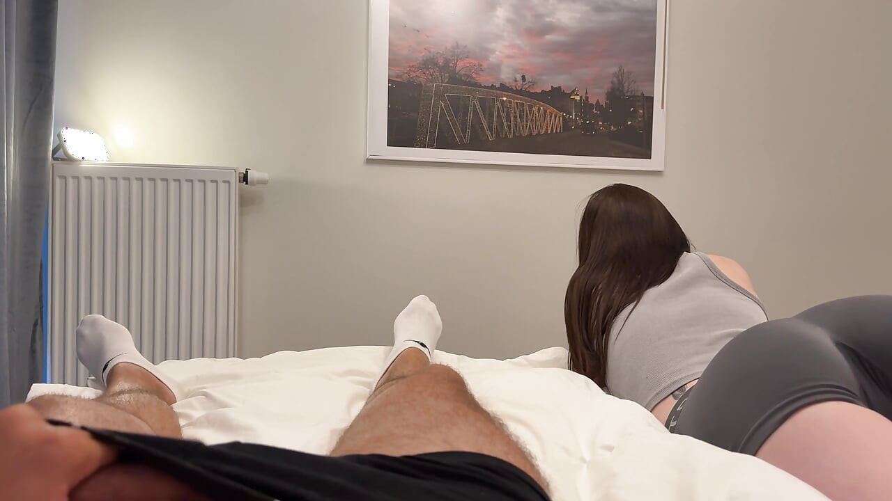 Stepsister, comes in without knocking and seduces me with her ass! I fucked her and finished! With dirty talk