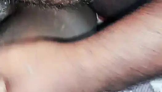 Hintli Güney Hintli evli kadın kocası yarak yalıyor domaltmalı Hint tarzı seks orijinal ev videosu