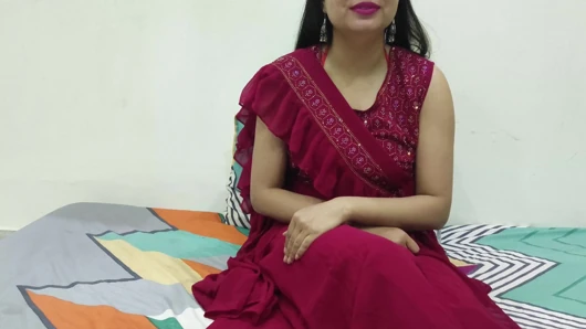Saara bhabhi India panas menjilati memek dan persetubuh keras karena mengajarkan seks pertama ke devar.