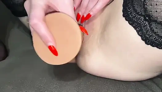 Моя мачеха с большими сиськами и ее большой дилдо