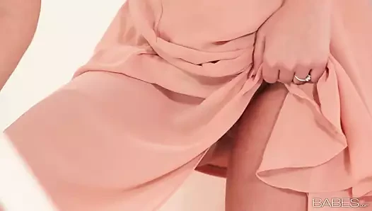 Babes.com - STAIRWAY TO PLEASURE - Leony April