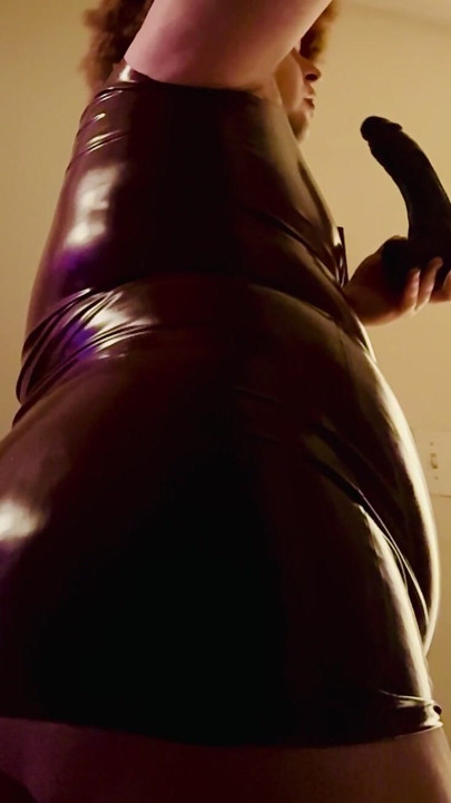 Deepthroat trénink v mých oblíbených latexových šatech | Klipy 1