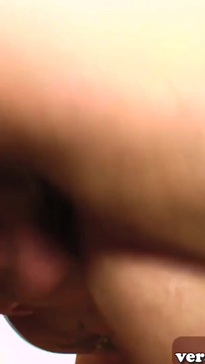 Німецька мачуха спокушає свого пасинка на зраду | Кліп 2