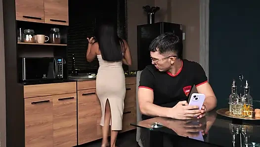 Oh no, that wasn't my intention! - Embarrassed stepbrother ends up having sex with his slim stepsister