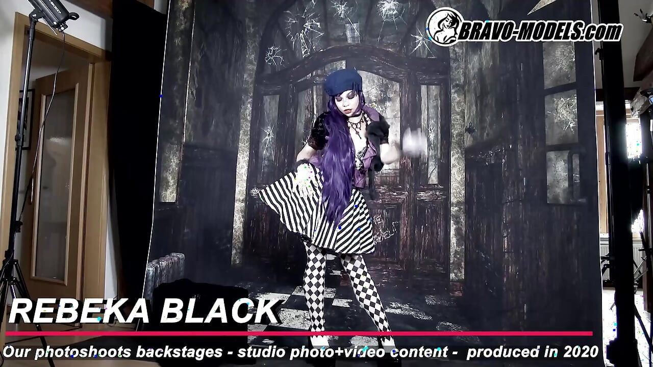 386-Backstage photoshoot Rebeka Black - Voksen