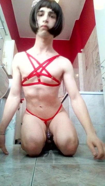 Sissy slut in chastity