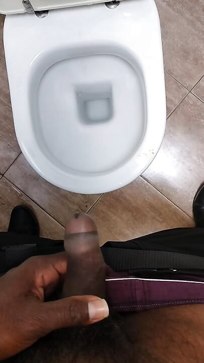 Pissing & Masturbation