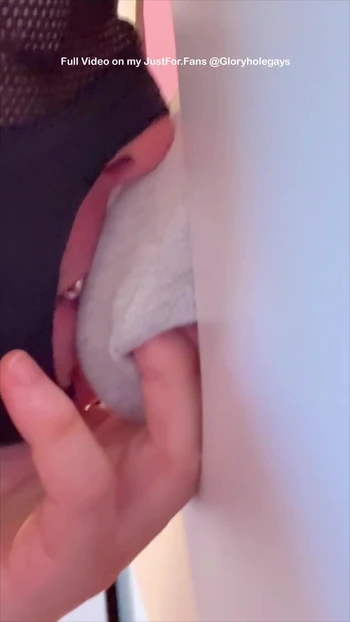 22-Year-Old Twink Cums on My Tongue at the Gloryhole – And I Swallowed It All