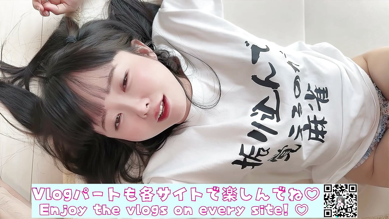 Éducation pour la chatte serrée d'une petite Japonaise MIGNONNE