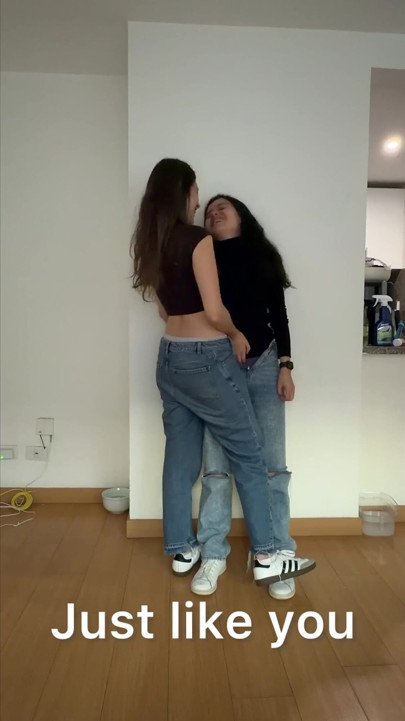 Kneppe med mine sneakers