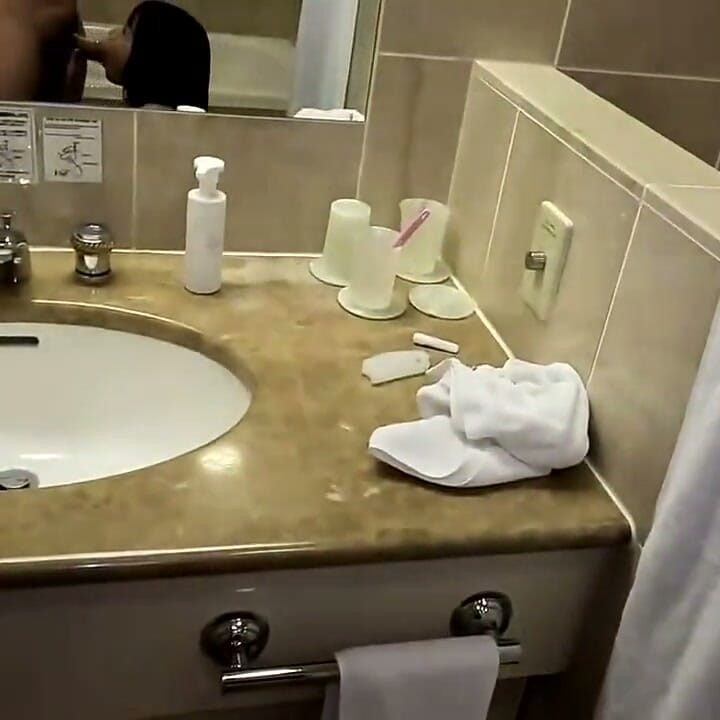 Uncensored - Stunning Curves Revealed in a Melting Oil Massage Fantasy