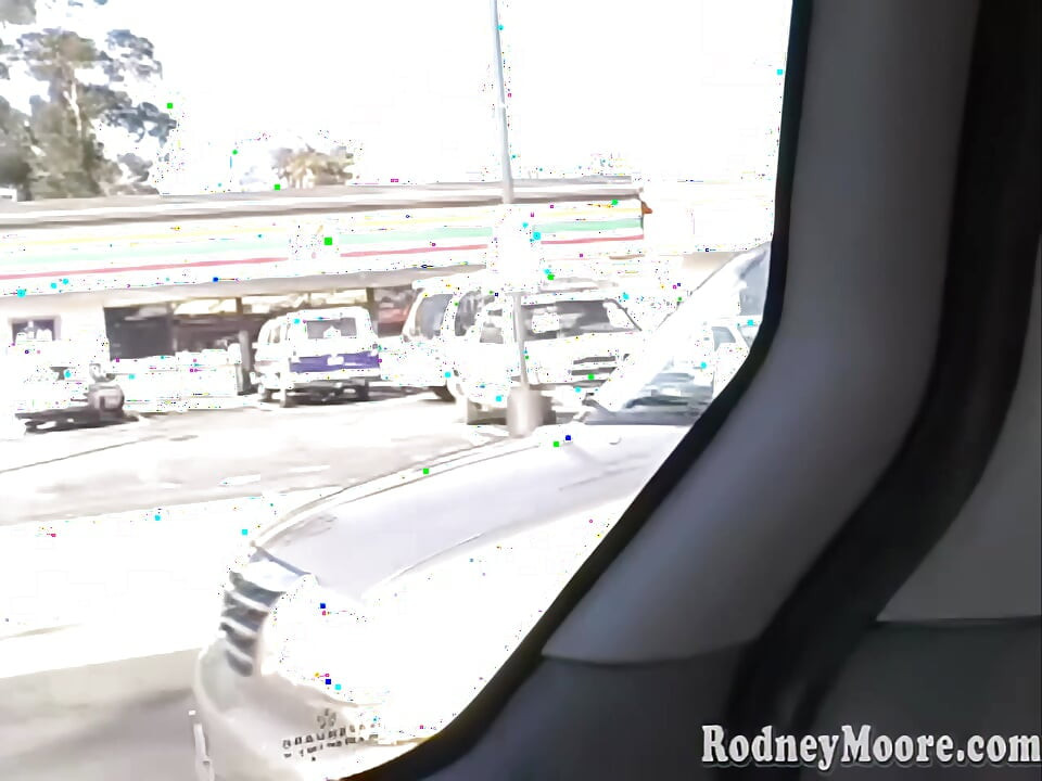 90s Hitchhiker Gets a Huge Facial and a Ride!