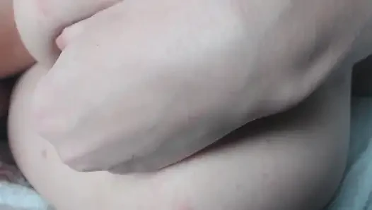 Kıllı deliklerimle oynuyorum yakın çekim