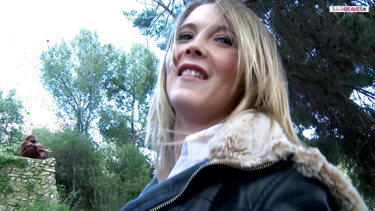 Mystical fuck in the forest gives her an orgasm explosion