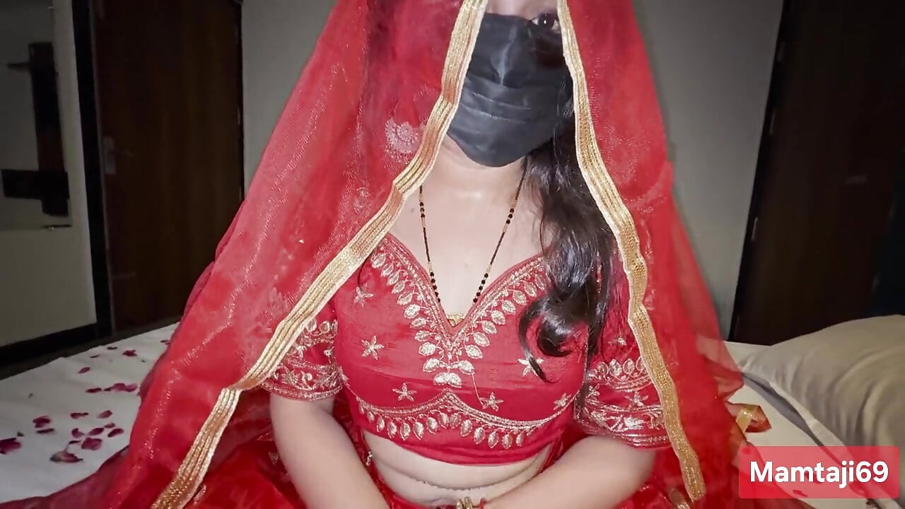 Bhabhi ko Hotal Bolaya , kaisi h Bhabhi ki chut