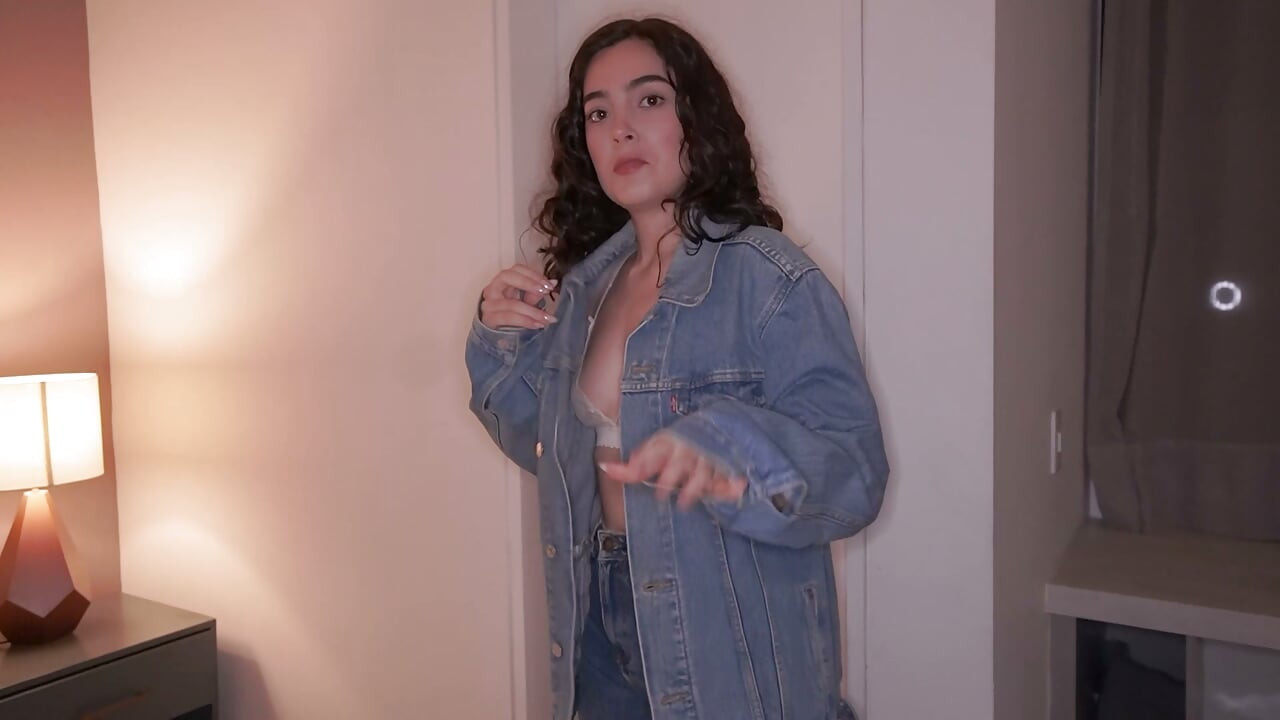 My coworker fucks the hell out of me in a hotel bed
