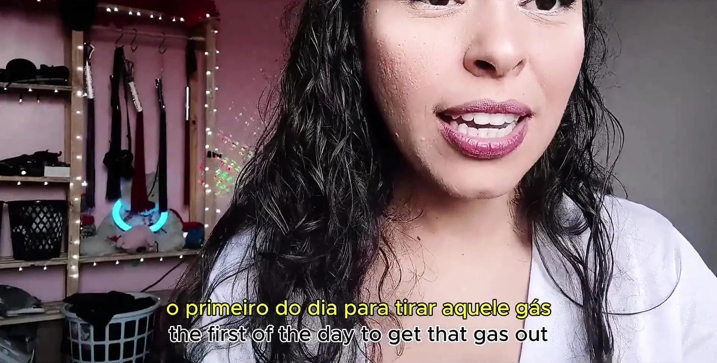 Joy masturbiert mit ihrem chef