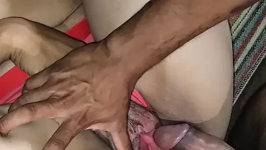 18-year-old girl's pussy and  fucks his stepsister hard in Tamil India x video.