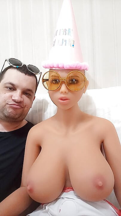 Tourist breasts doll mondial 2026  San Francisco