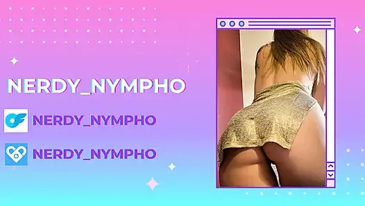 Mahasiswi super semok ini muncrat di mainan seks barunya