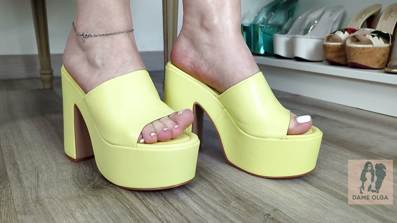 (681) Shoe Collection: Block Heel Mules Showcase - Dame Olga (4k)